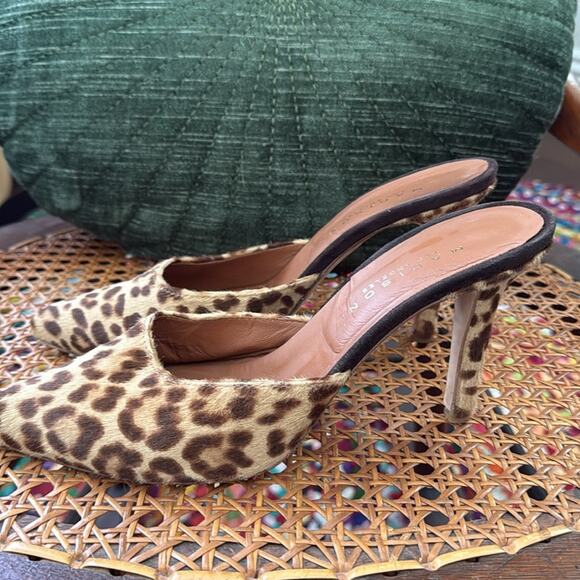 Madison Los Angeles Leopard Pony Hair Pointy Toe Open Back Heeled Mule Shoe - Picture 2 of 7